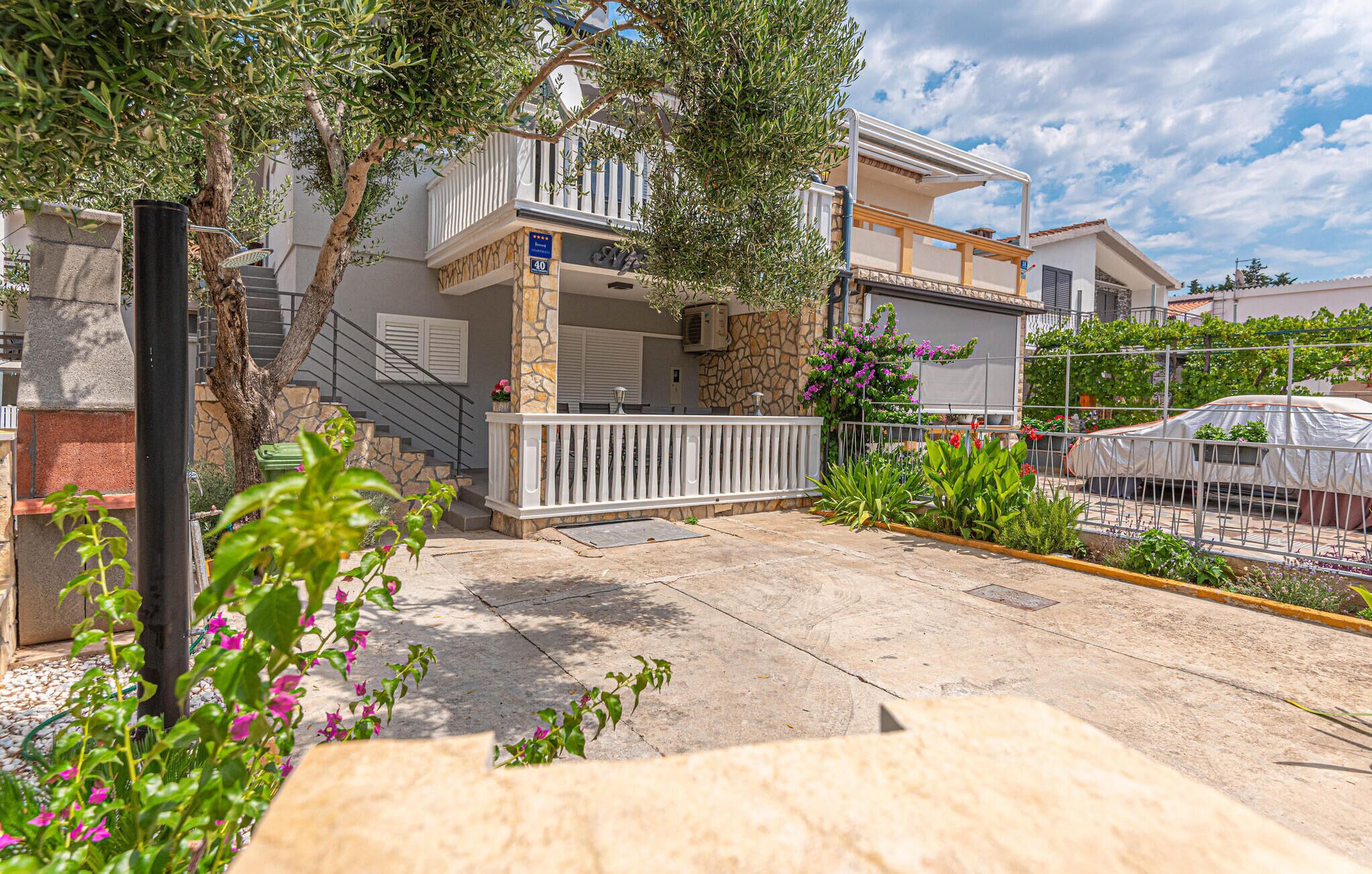 Apartment | Exterior