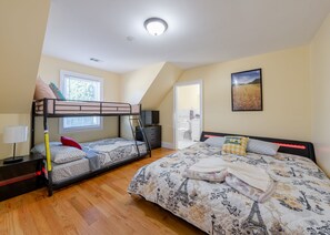 4 bedrooms, free WiFi, bed sheets