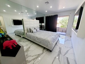 1 chambre, fer et planche à repasser, Wi-Fi, literie fournie