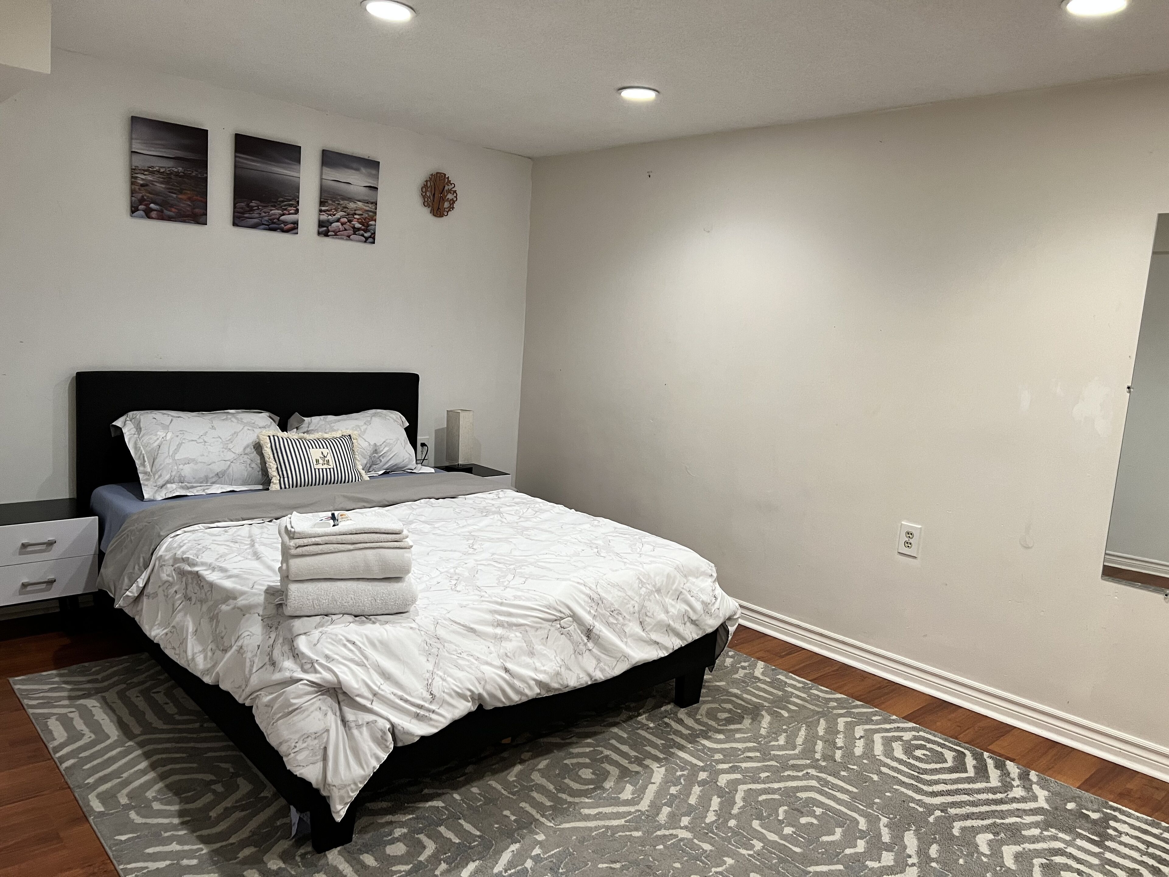 An Elegant and Cozy 2-bedroom space near Heartland Towncenter