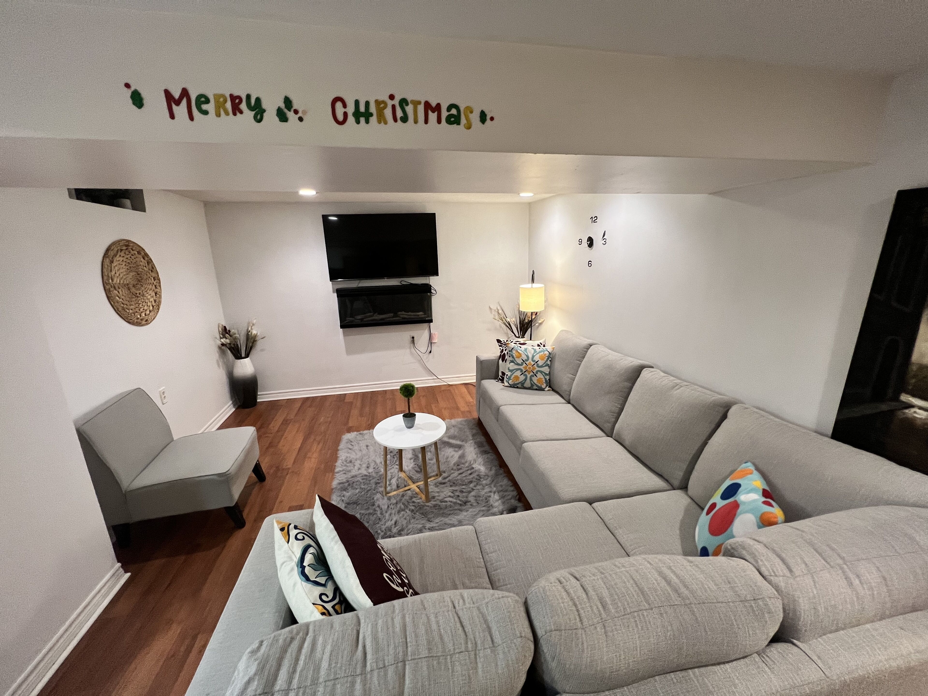 An Elegant and Cozy 2-bedroom space near Heartland Towncenter