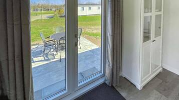 Mobile Home | Living room