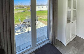 Mobile Home | Living room - Awesome Caravan in Asten-heusden With Wifi and 2 Bedrooms (Heusden Gem Asten)