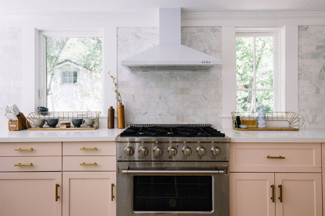 Victoriana - Downtown Nevada City Estate on Creek