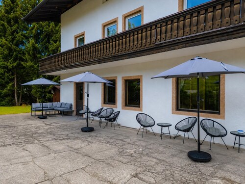 Ehemaliges Gasthaus an der Talstation Itter