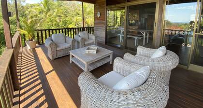 Three bedroom timber home sleeps 7