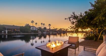 Lakefront!FREE Heated Salt water Pool, Spa! Boat! Kayak! Arcades!EV charger.