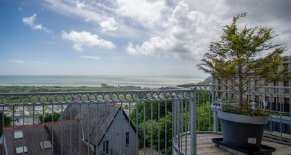 Nautilus - 2 Bedroom Apartment - Pendine