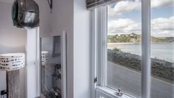 Televisión de 32 pulgadas con canales por cable