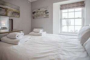 2 slaapkamers, luxe beddengoed, individueel gemeubileerd, beddengoed