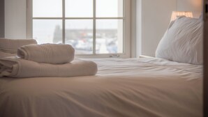 2 phòng ngủ, bộ đồ giường cao cấp