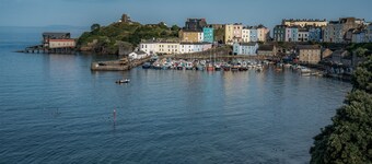 Dragons Den - 2 Bedroom Apartment - Tenby