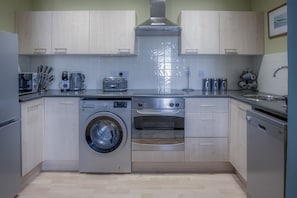 Appartement (2 Bedrooms) | Cuisine privée