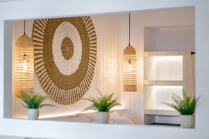 Apartamento | Roupas de cama antialérgicas, cofres nos quartos