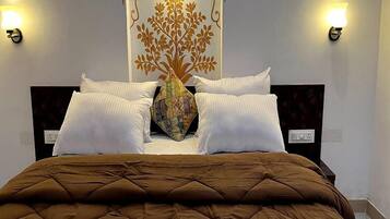 Traditional Room | Free WiFi