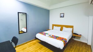 Phòng đôi Deluxe | Bộ đồ giường cao cấp, chăn bông 