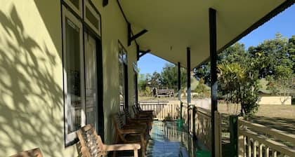 Lembah Rinjani Villa & Resto Syariah by ecommerceloka