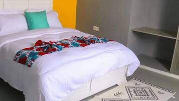 Free WiFi, bed sheets