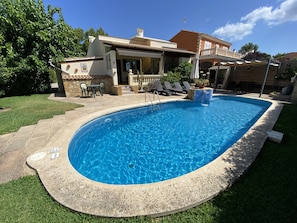 Piscine extérieure