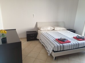 2 bedrooms, WiFi, bed sheets, wheelchair access - Located in Nardò, Le Piscine RELAX offers an outdoor swimming pool (Nardò)