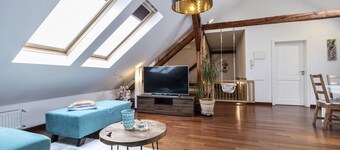 Beautiful and Romantic Penthouse With 2 Terraces