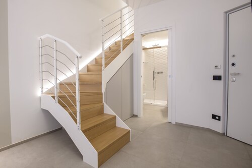 The sea is just around the corner, quiet apartment with interior view