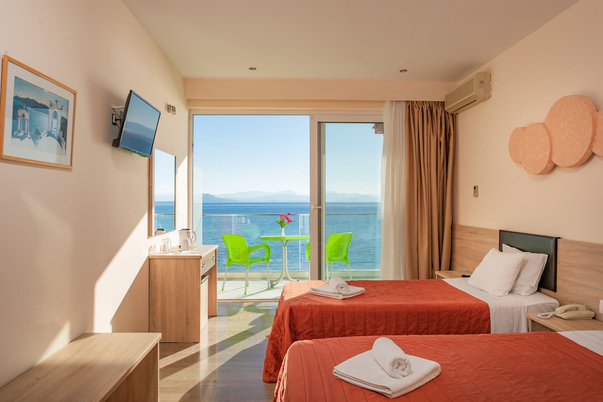 Premium bedding, soundproofing, free WiFi, bed sheets