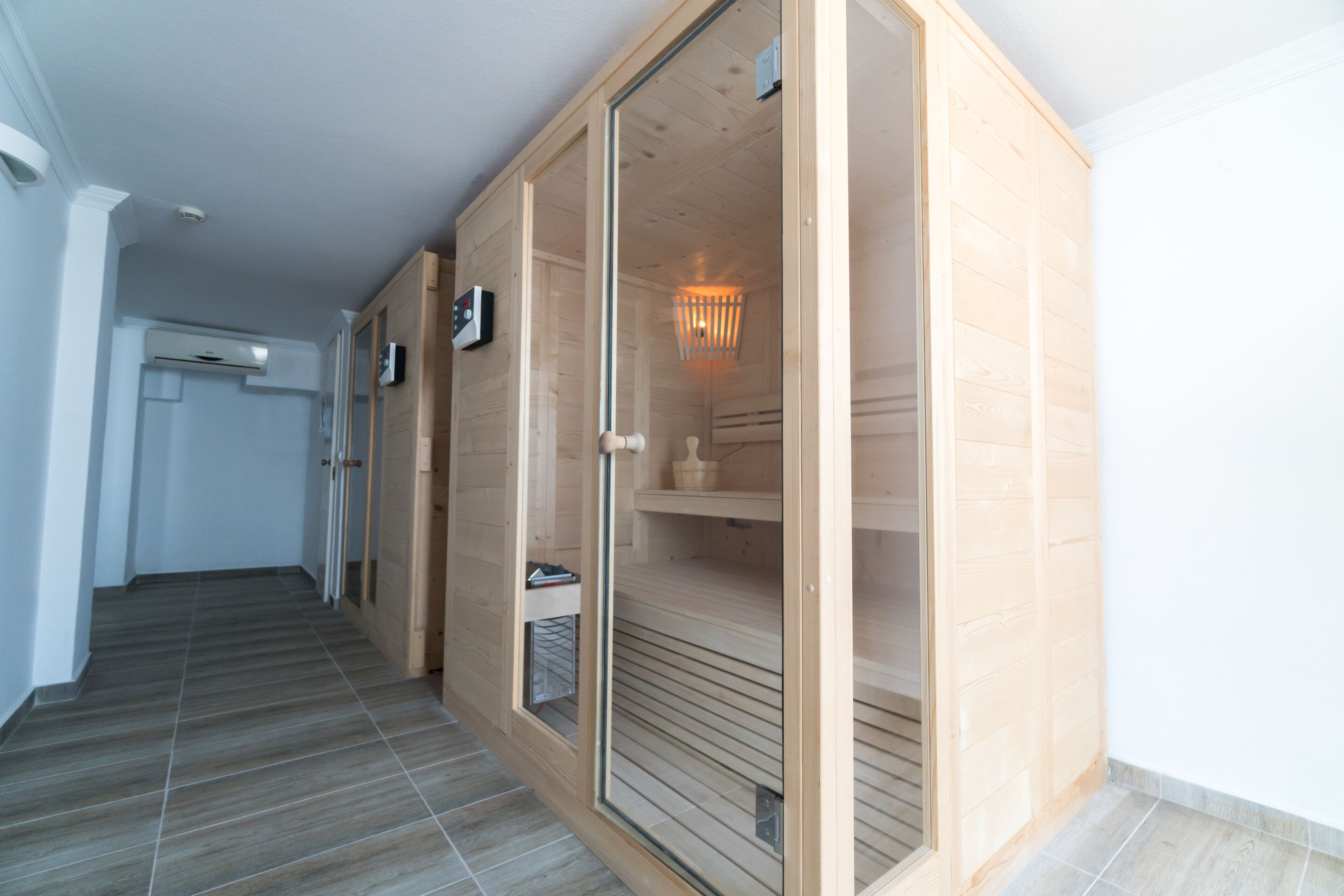 1 phòng trị liệu, dịch vụ massage 