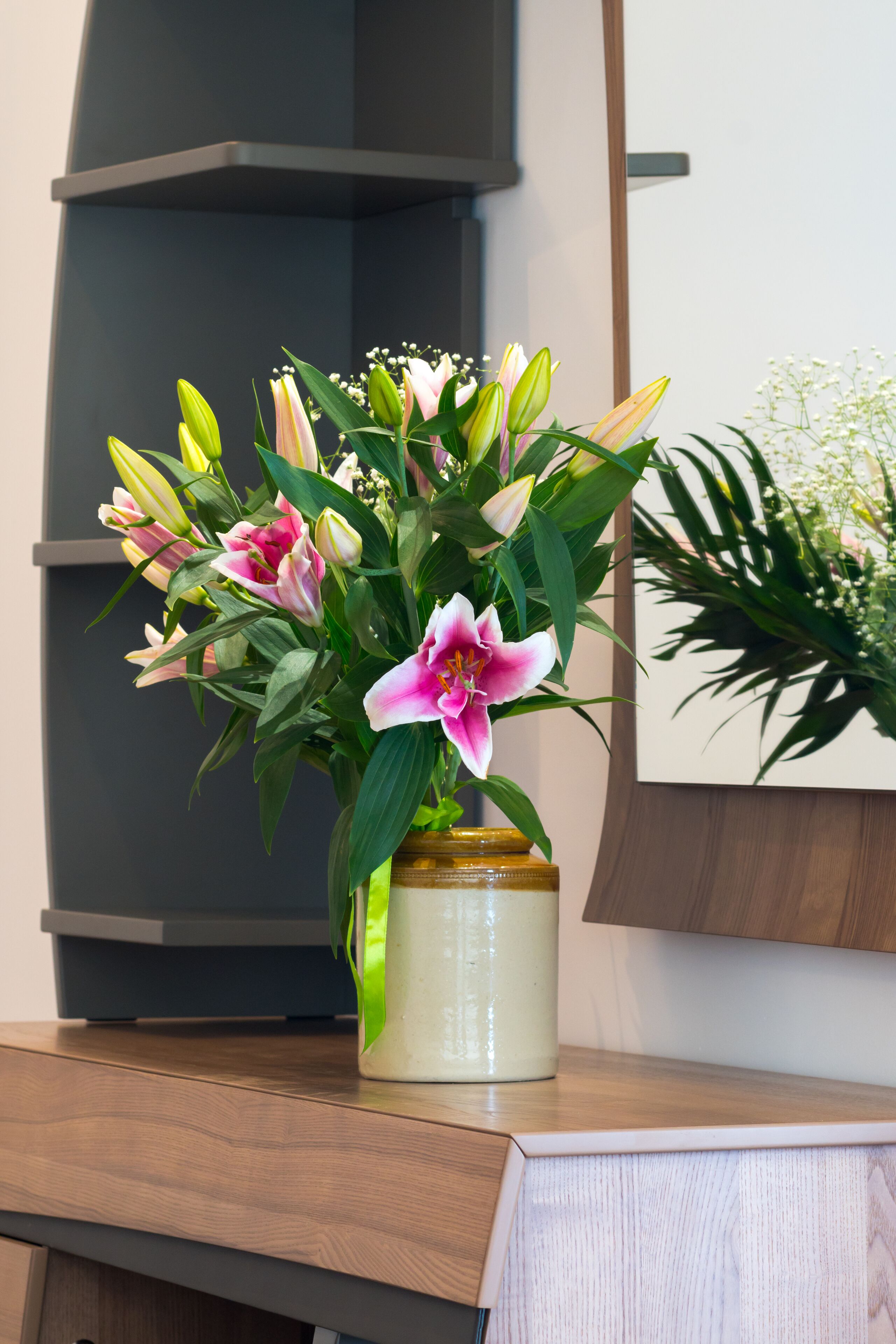 Télévision LED de 32 pouces avec chaînes par satellite, télévision