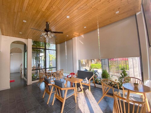 Encens villa and spa features a bar, garden, terrace, and free WiFi