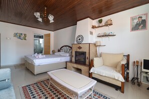 客房, 非吸煙房, 部分海景 | 免費 Wi-Fi