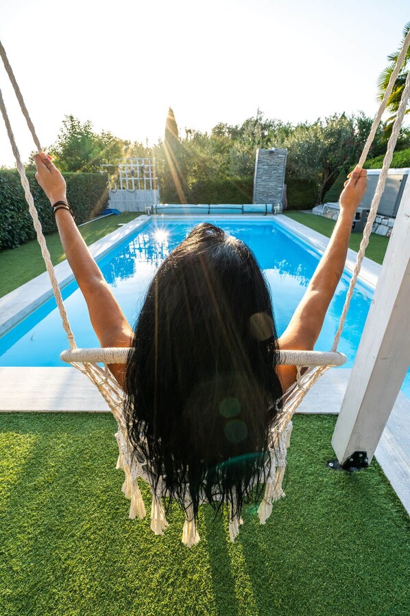 屋外プール、温水プール