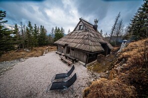 Chalet, 3 Bedrooms, Mountain View | Exterior