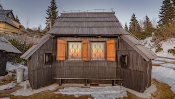 Bungalow, 2 Bedrooms, Mountain View | Exterior