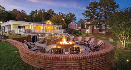 Come Enjoy Wyndham's Patriot's Place