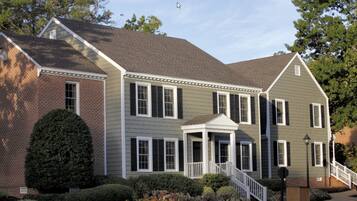 Condo, 1 Bedroom, Accessible, Balcony | Exterior