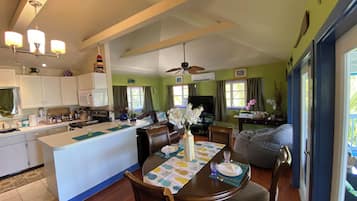 Villa, 4 Bedrooms, Private Pool, Ocean View | Interior