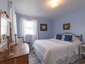 House, 3 Bedrooms, Accessible | 3 bedrooms - Ventura Beach Cottage Available (Ventura)