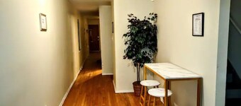 Room in Guest Room - Twin Bunk-style Bedroom Close to Downtown