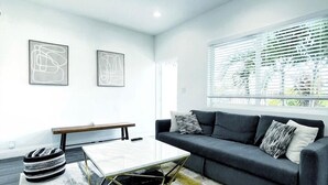 House, 5 Bedrooms | Living area - Lovely Housenear Wynwood Beach Free Parking (Miami)