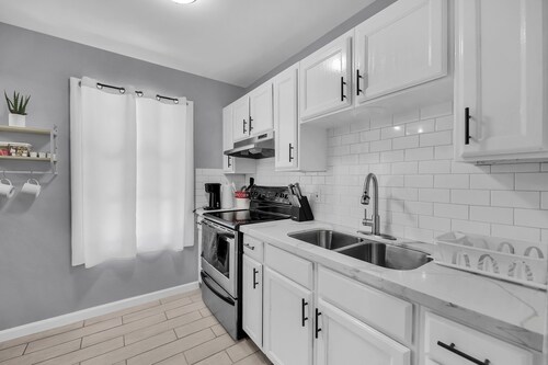 Mins From Mcallen House, Great Neighborhood! Great House!