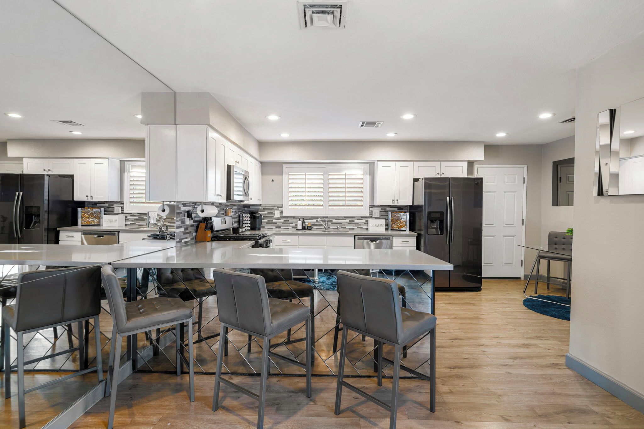 House, 4 Bedrooms, Accessible, Smoking | Private kitchen | Stovetop, coffee/tea maker, electric kettle, high chair