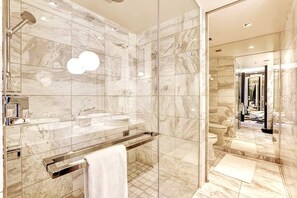 Apartment, 1 Bedroom, Accessible, Smoking | Bathroom - Panoramic Strip Views Open Balcony Free Parking High Floor Sleeps 4 (Las Vegas)