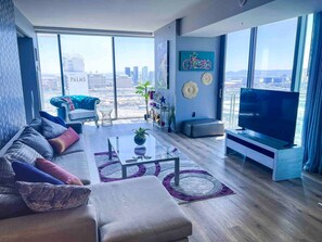 Apartment, 1 Bedroom, Accessible, Smoking | Living room | Books - Panoramic Strip Views Open Balcony Free Parking High Floor Sleeps 4 (Las Vegas)