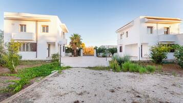 Villa, 3 Bedrooms, Smoking, Balcony | Exterior