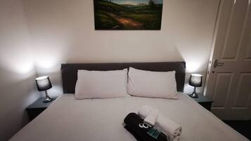 2 bedrooms, free WiFi, bed sheets