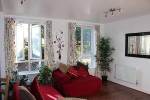 Apartamento, 2 camas de matrimonio | Sala de estar