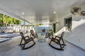 House, 3 Bedrooms | Terrace/patio
