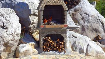 House, 1 Bedroom, Smoking, Terrace | BBQ/picnic Area