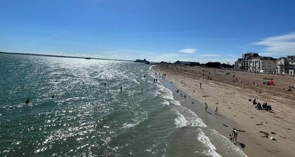 Stunning Beach House At Southsea, Portsmouth